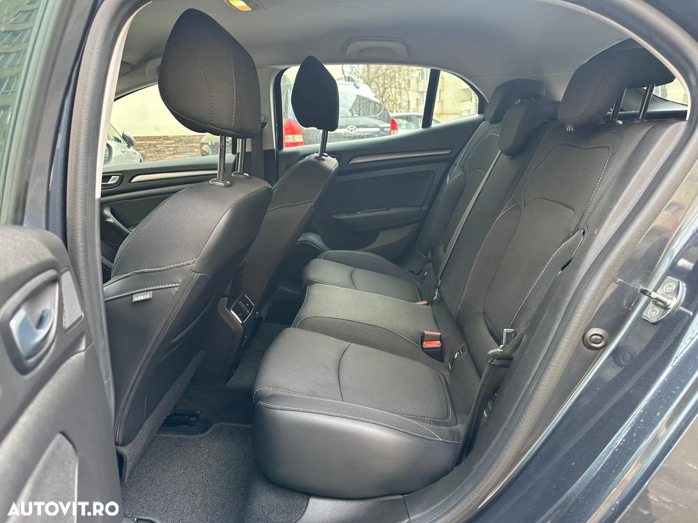 Renault Megane Blue dCi 116 EDC Intens - 8