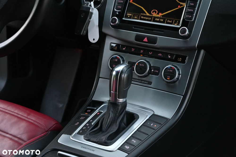 Volkswagen Passat CC 3.6 V6 4Motion DSG Individual - 32
