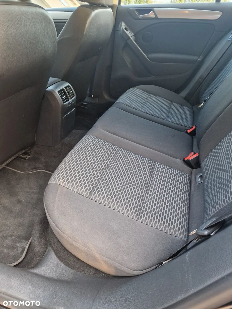 Volkswagen Golf 1.6 Comfortline - 13