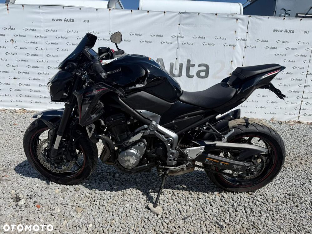Kawasaki Z 900 - 3