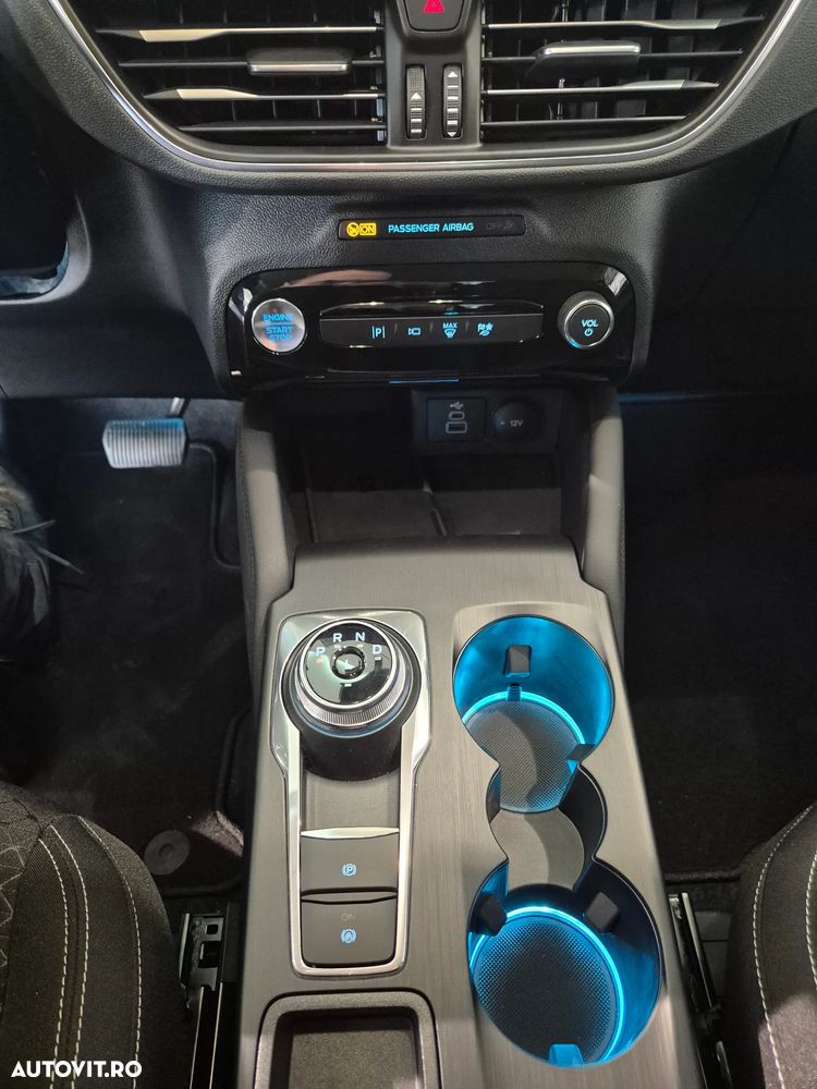 Ford Kuga 2.5 Duratec FWD PHEV Titanium - 26