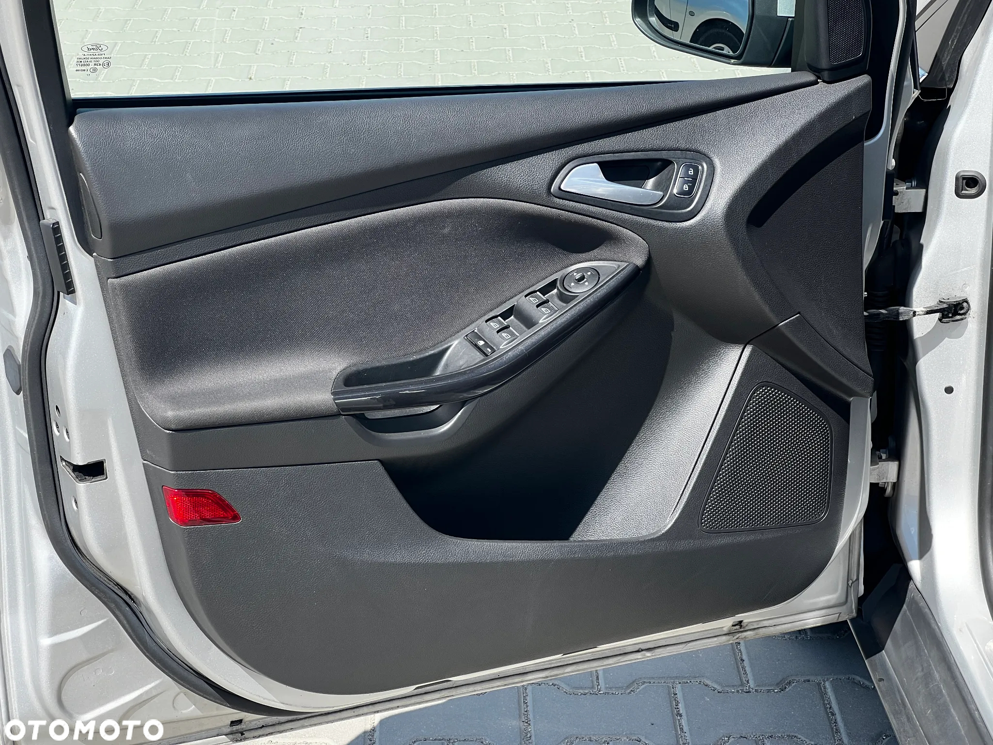 Ford Focus Turnier 1.5 EcoBlue Start-Stopp-System TITANIUM - 15