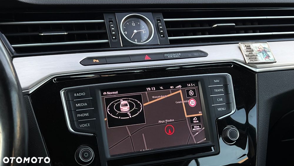 Volkswagen Passat 1.8 TSI BMT Highline DSG - 29