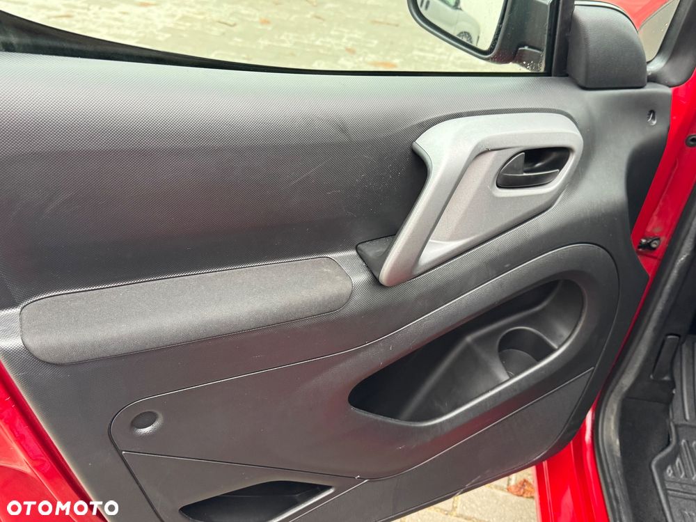 Peugeot Partner 98 VTi Active - 40