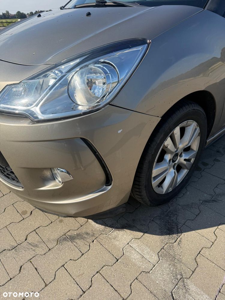 Citroën DS3 1.6 HDi SoChic - 6