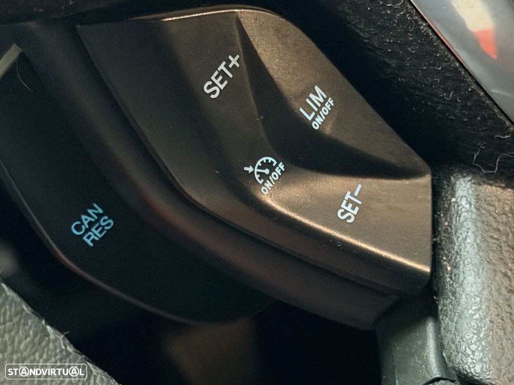 Ford Focus 1.6 TDCi DPF S&S Titanium - 18