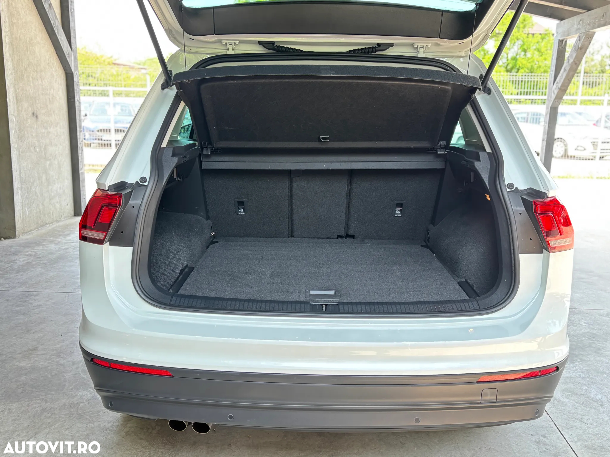 Volkswagen Tiguan 1.5 TSI ACT DSG Comfortline - 12