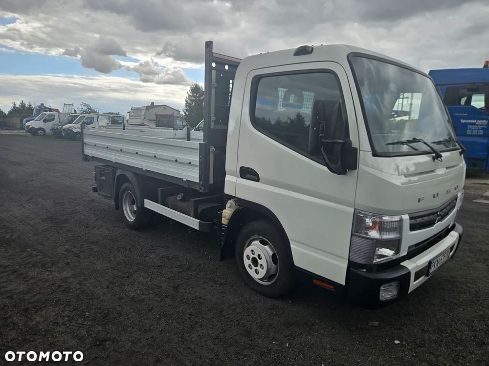 Mitsubishi Fuso - 5