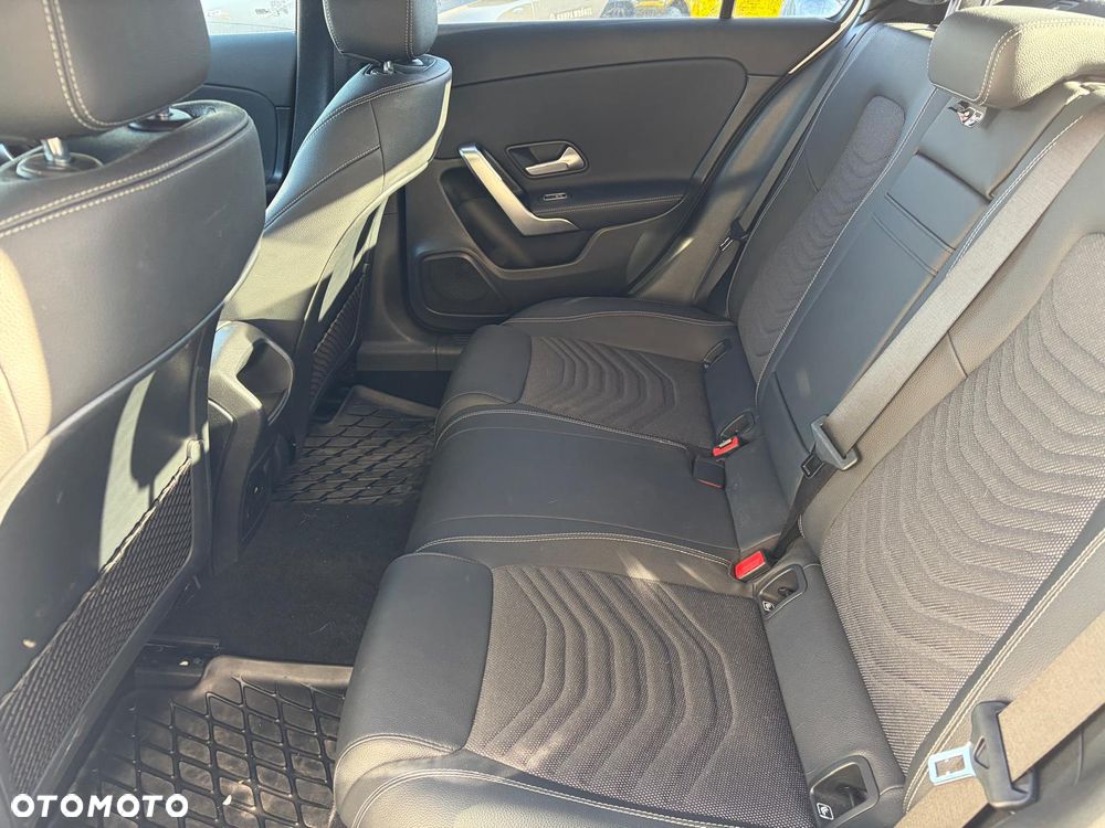 Mercedes-Benz Klasa A 220 4-Matic Progressive 8G-DCT - 8