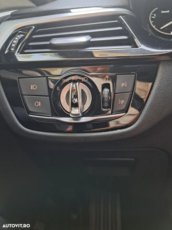 BMW Seria 5 520d Aut. - 19