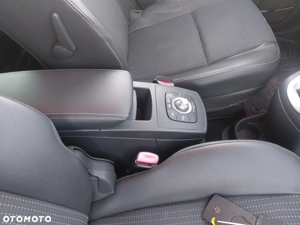 Renault Grand Scenic dCi 130 FAP Start & Stop Bose Edition - 16