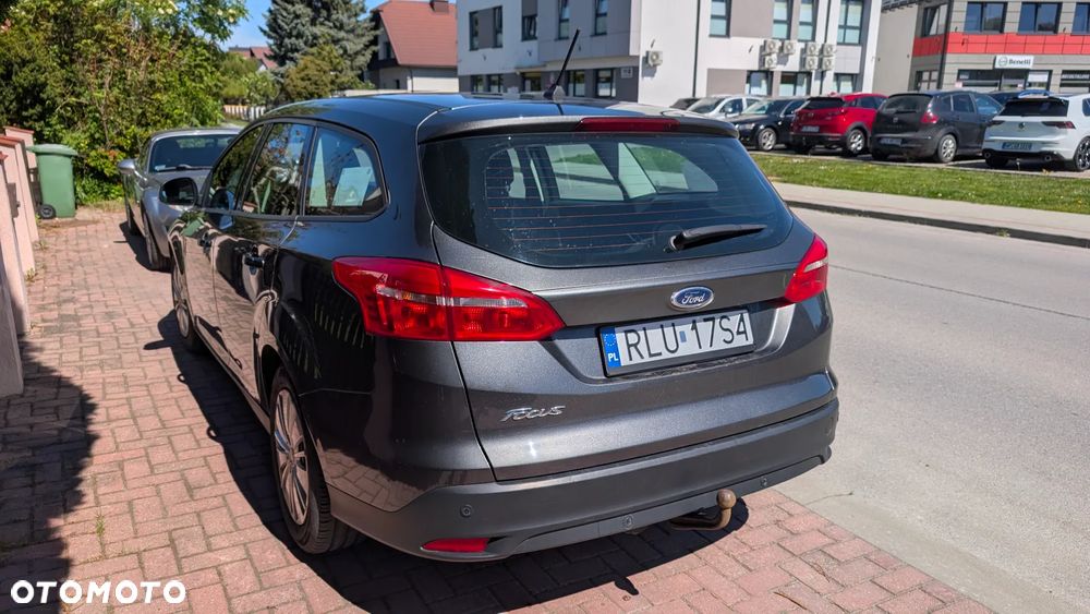 Ford Focus - 4