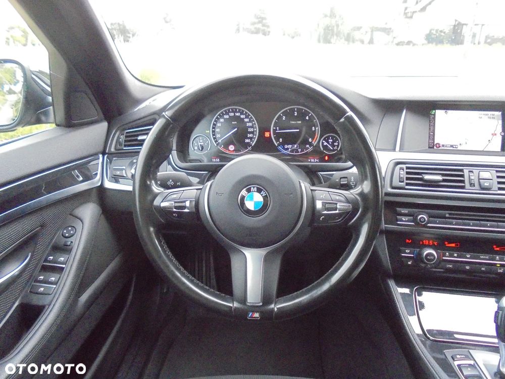 BMW Seria 5 520d M Sport Edition - 15