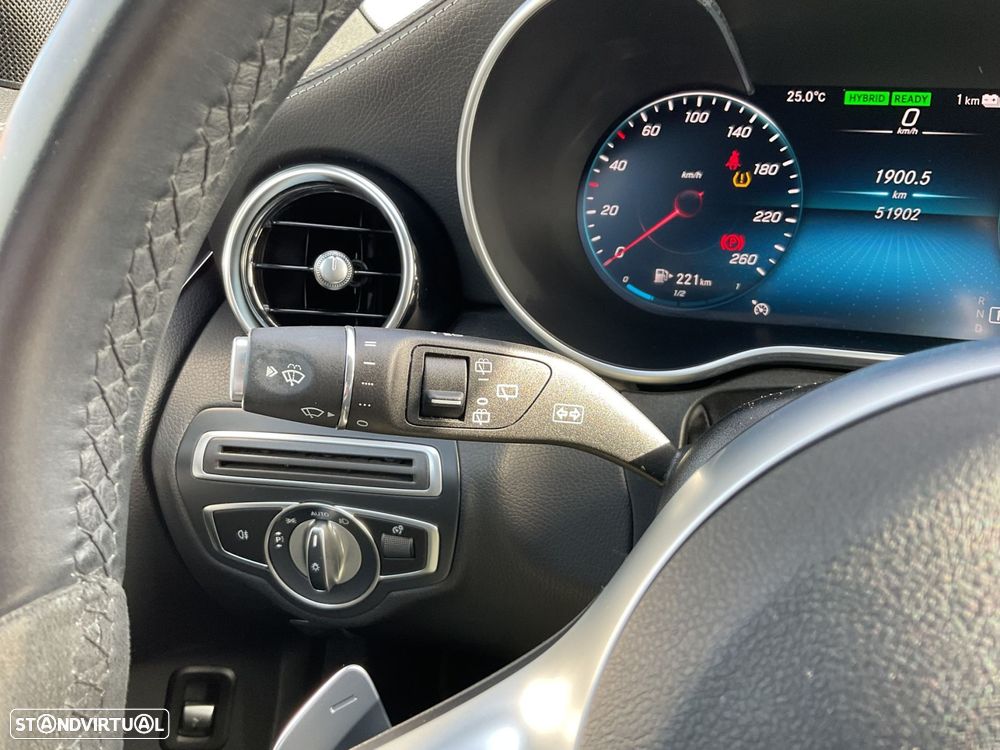 Mercedes-Benz C 300 de AMG Line - 38