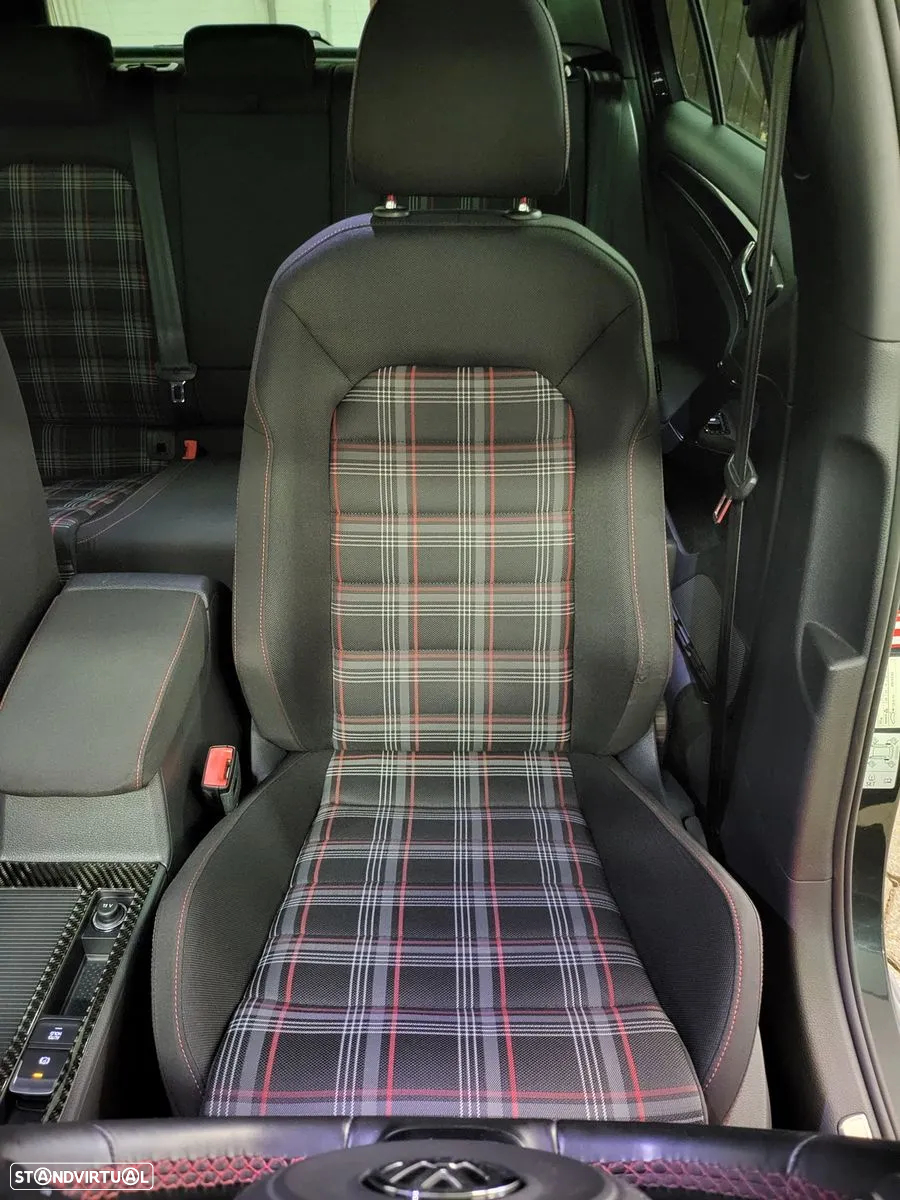 VW Golf 2.0 TSi GTi Performance - 18