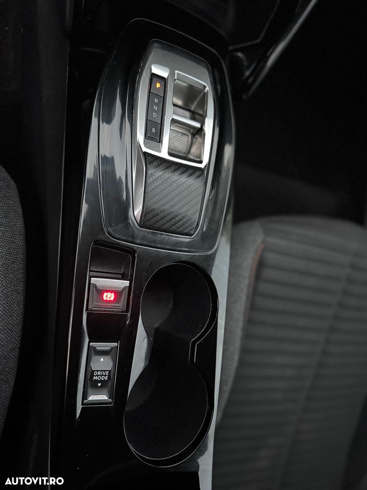 Peugeot 2008 e-2008 Allure - 20