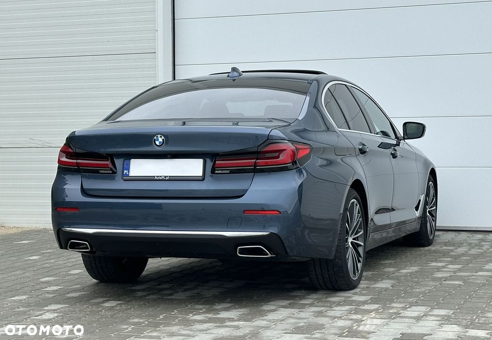 BMW Seria 5 530d xDrive mHEV Luxury Line - 13