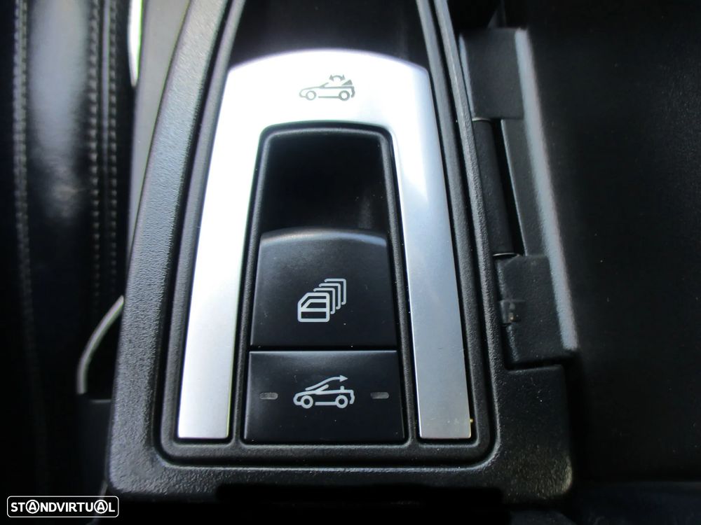 Mercedes-Benz E 250 CDi Avantgarde BlueEfficiency Auto - 30