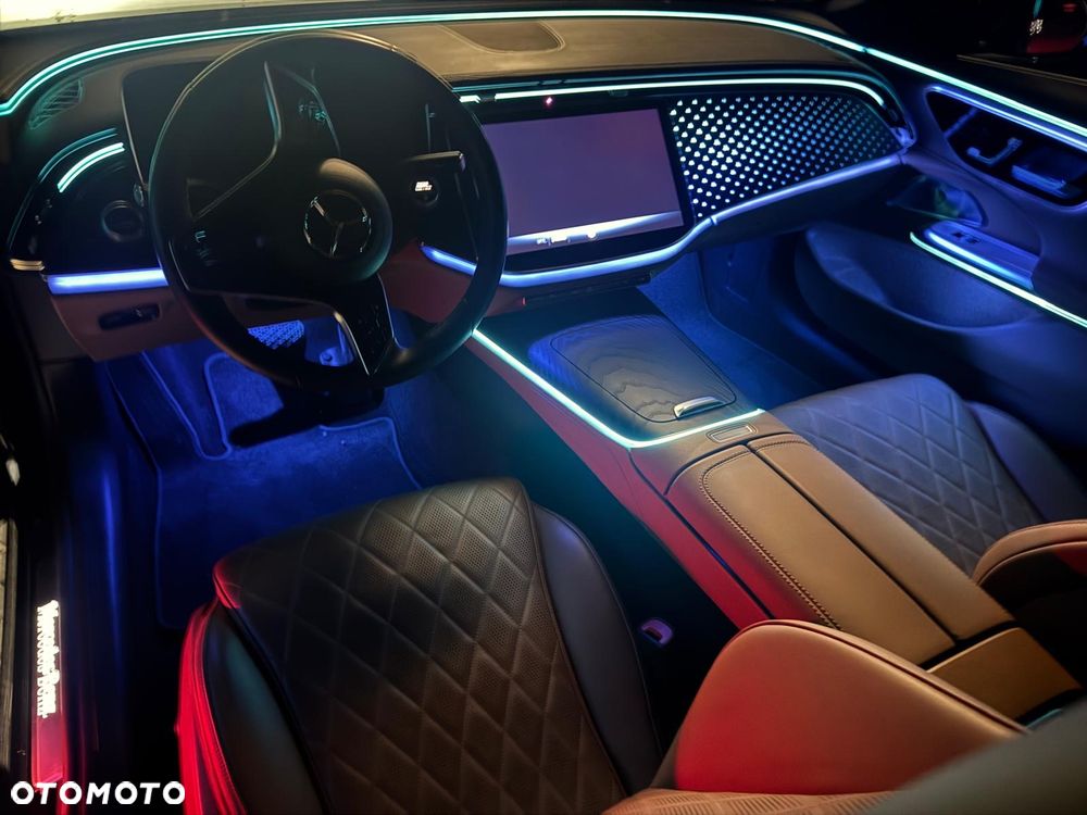 Mercedes-Benz Klasa E 220 d mHEV Exclusive 9G-Tronic - 18