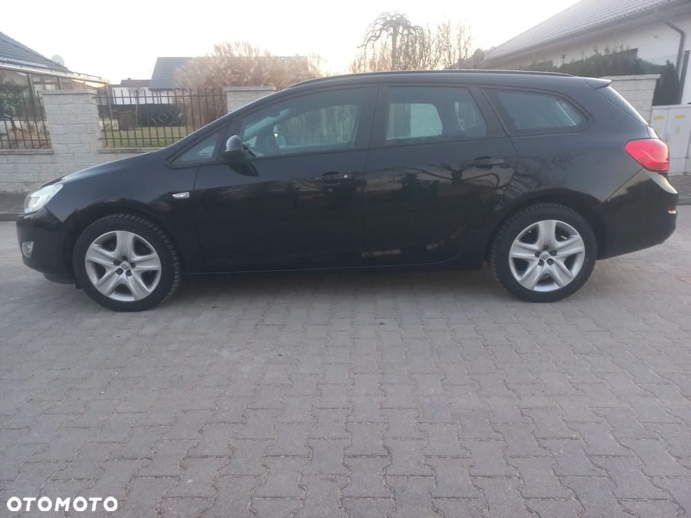 Opel Astra 2.0 CDTI DPF - 2
