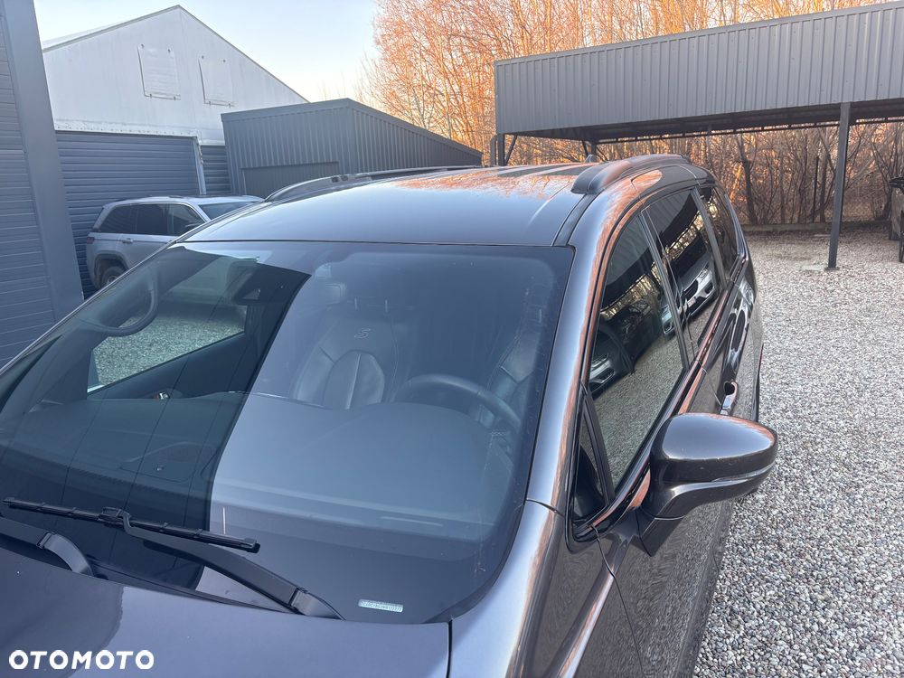 Chrysler Pacifica - 10