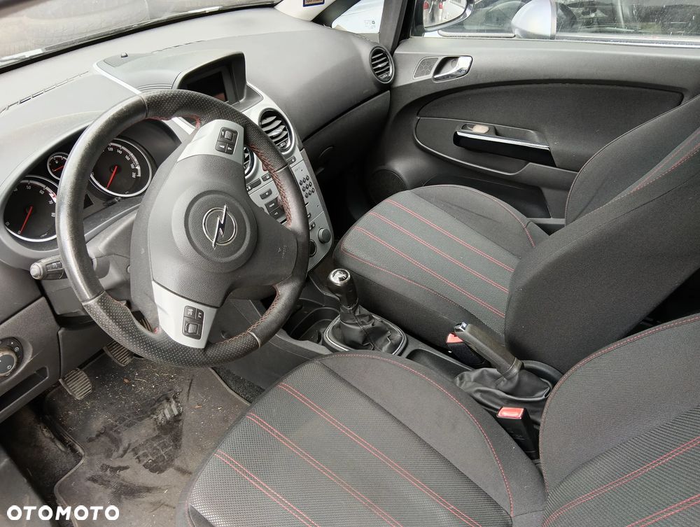 *OPEL CORSA D* Samochód na części - 4