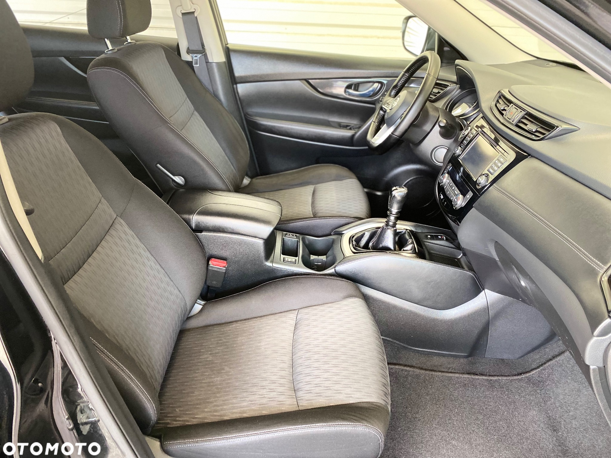 Nissan X-Trail 1.6 DCi N-Connecta 2WD - 12