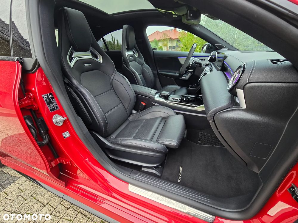 Mercedes-Benz CLA AMG 45 S 4-Matic 8G-DCT - 11