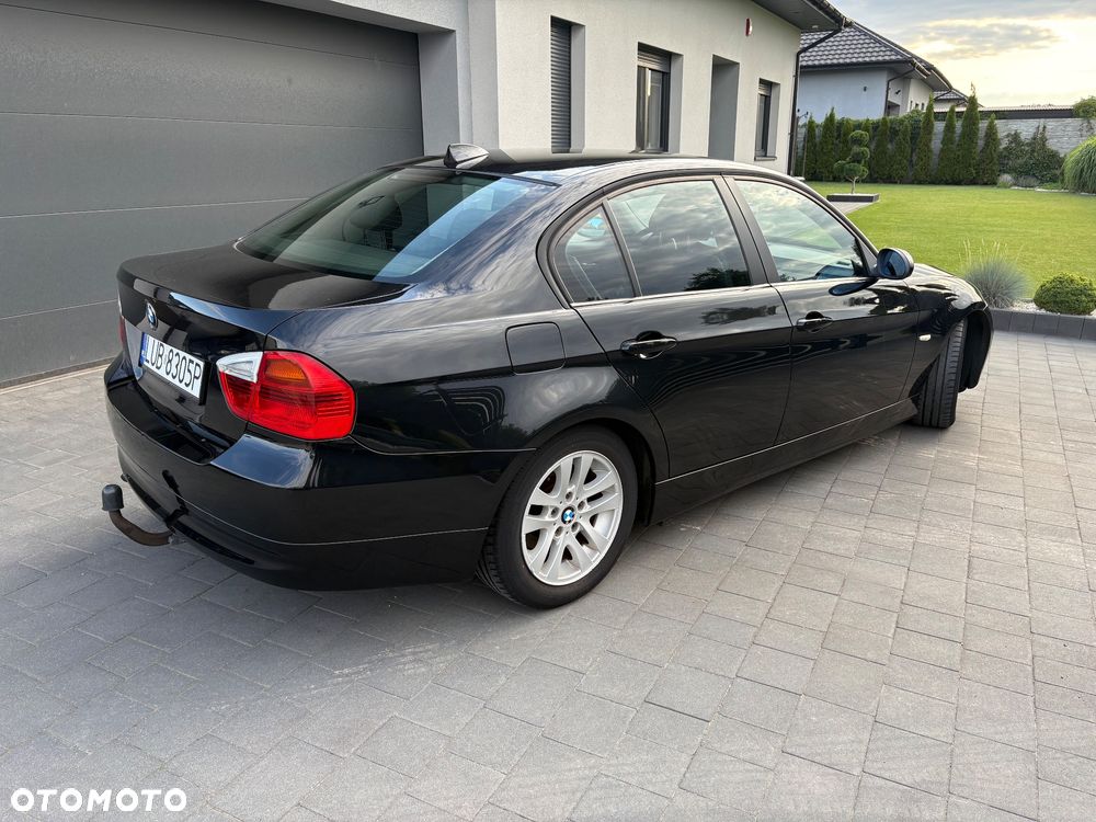 BMW Seria 3 318d - 2
