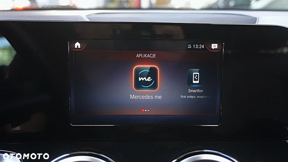 Mercedes-Benz GLB 200 7G-DCT - 24
