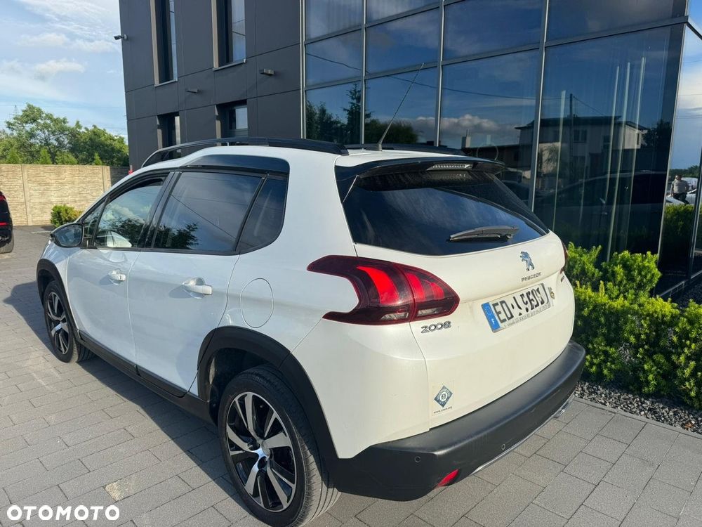 Peugeot 2008 PureTech 110 Stop&Start GT-Line Edition - 4