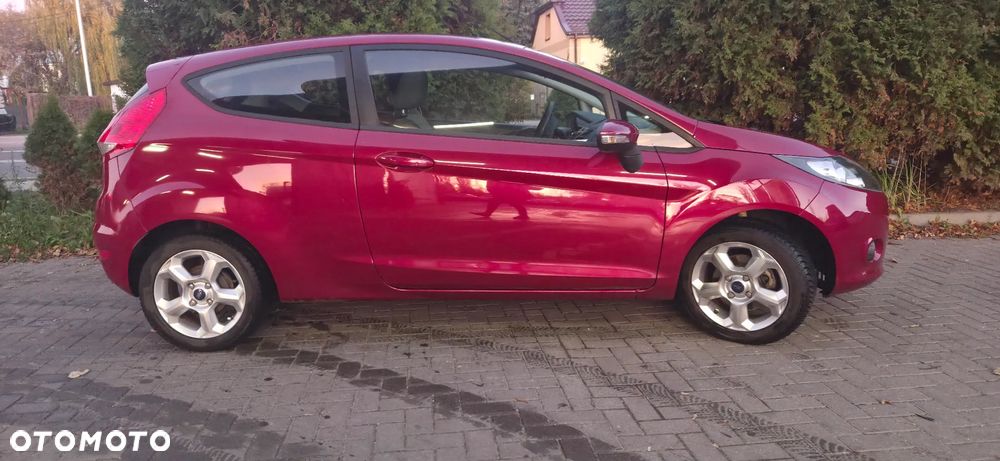 Ford Fiesta 1.25 Amber X - 16