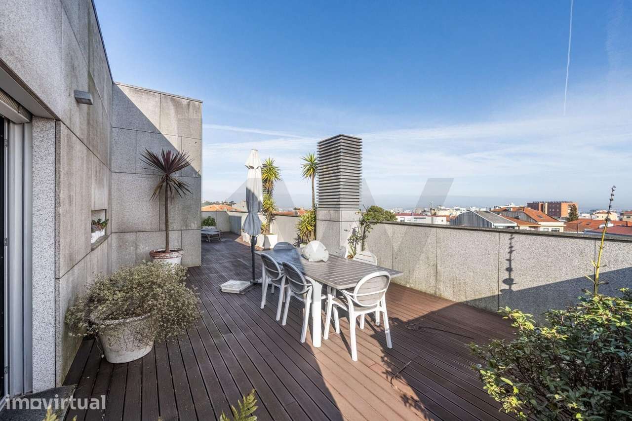 T3 Junto ao Marquês e Antas com Terraço 100 mts2 - Localização Premium - Grande imagem: 3/43
