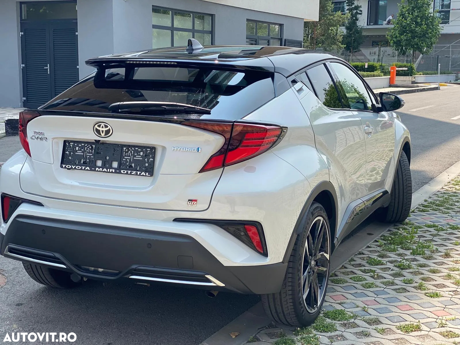 Toyota C-HR - 13