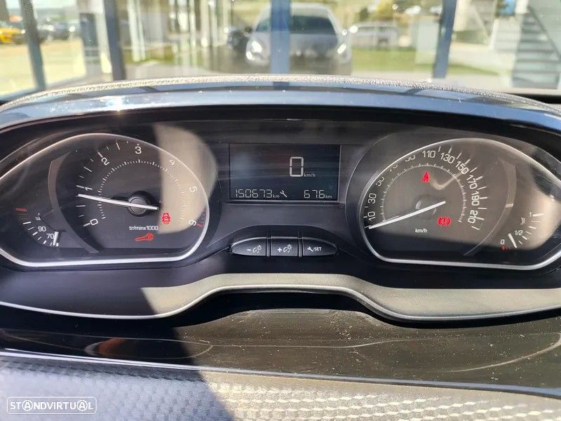 Peugeot 208 1.5 BlueHDi Signature - 17