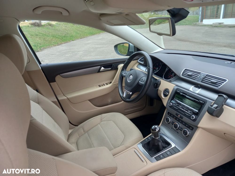 Volkswagen Passat 1.6 TDI DPF BlueMotion Technology Highline - 6