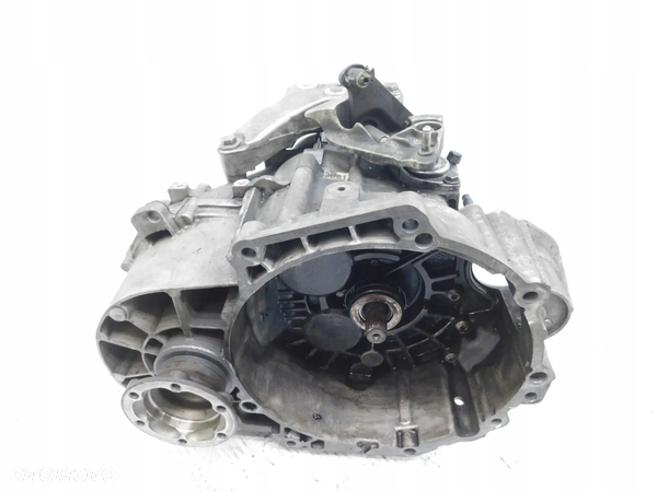 SKRZYNIA MANUALNA BIEGÓW AUDI A3 1.8T EBN