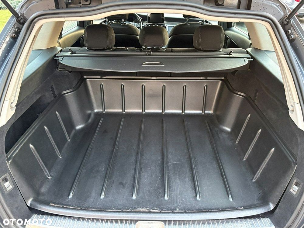 Mercedes-Benz Klasa C - 28