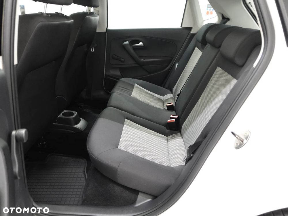 Volkswagen Polo 1.6 TDI Trendline - 21