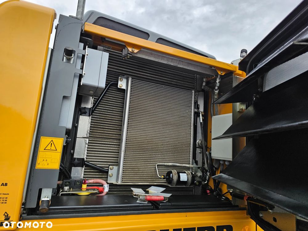 Liebherr A 916 - 17