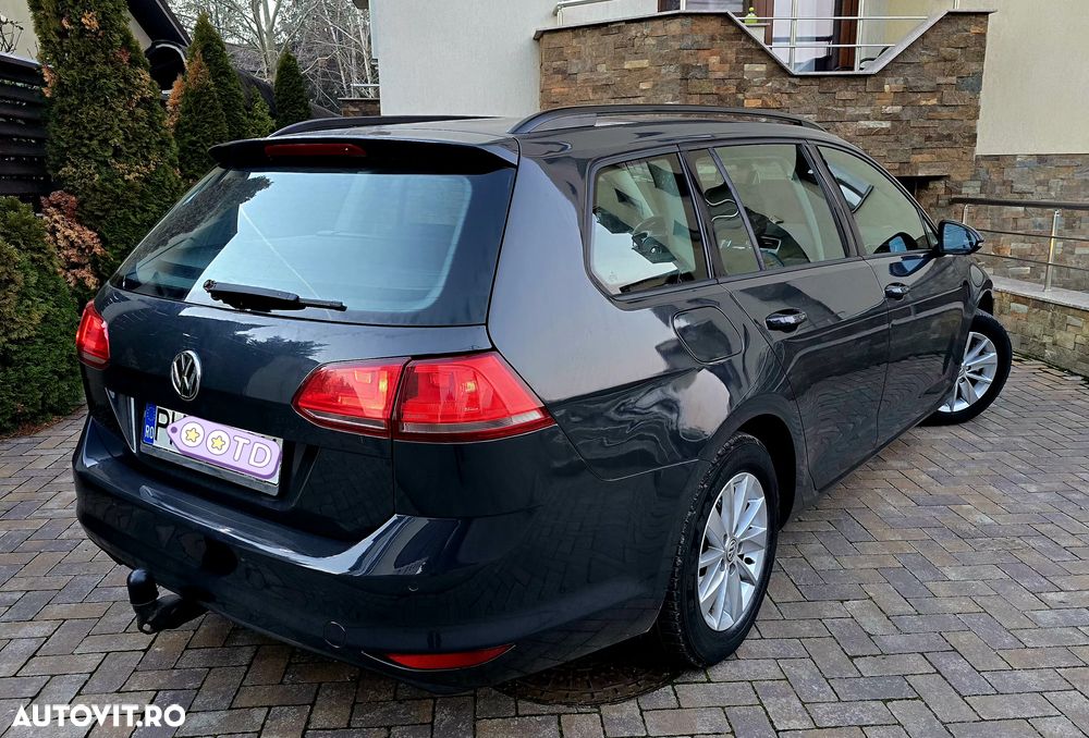 Volkswagen Golf 1.6 TDI DPF DSG Highline - 28