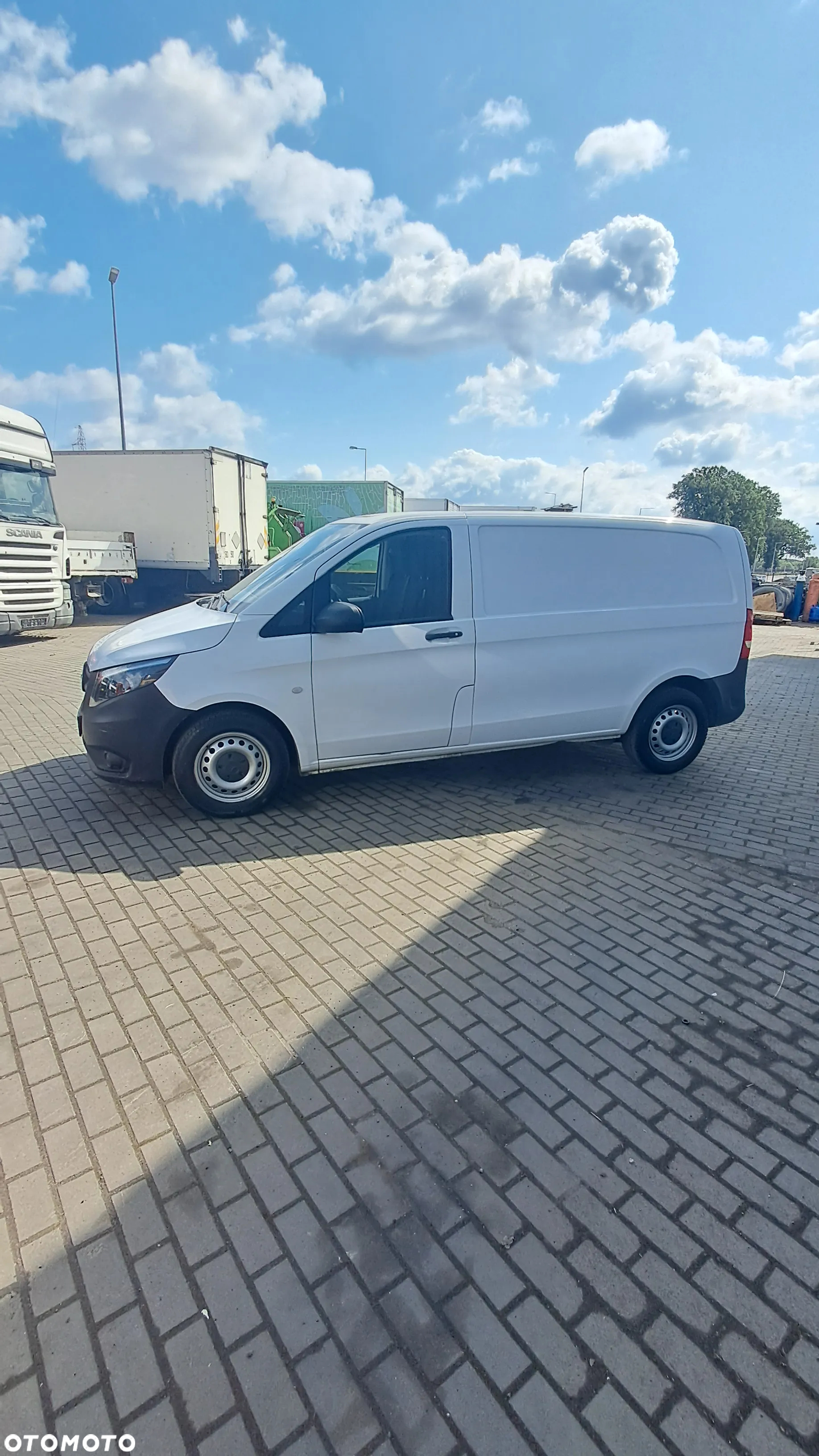 Mercedes-Benz VITO 116 - 4