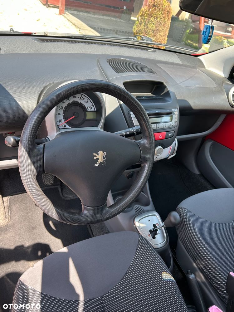 Peugeot 107 1.0 Trendy 2-Tronic - 6