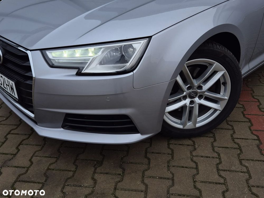 Audi A4 Avant 2.0 TDI S tronic - 9