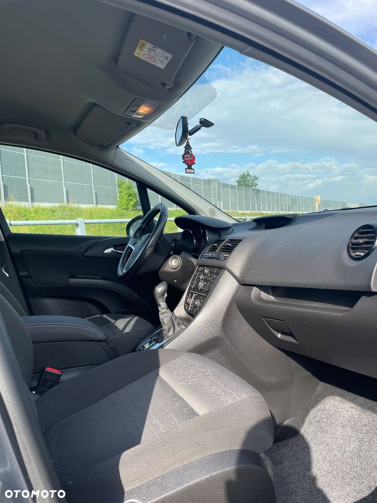 Opel Meriva - 23