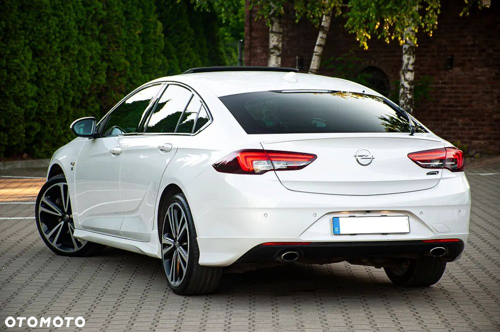 Opel Insignia 2.0 BiTrb D 4x4 Automatik Exclusive - 13