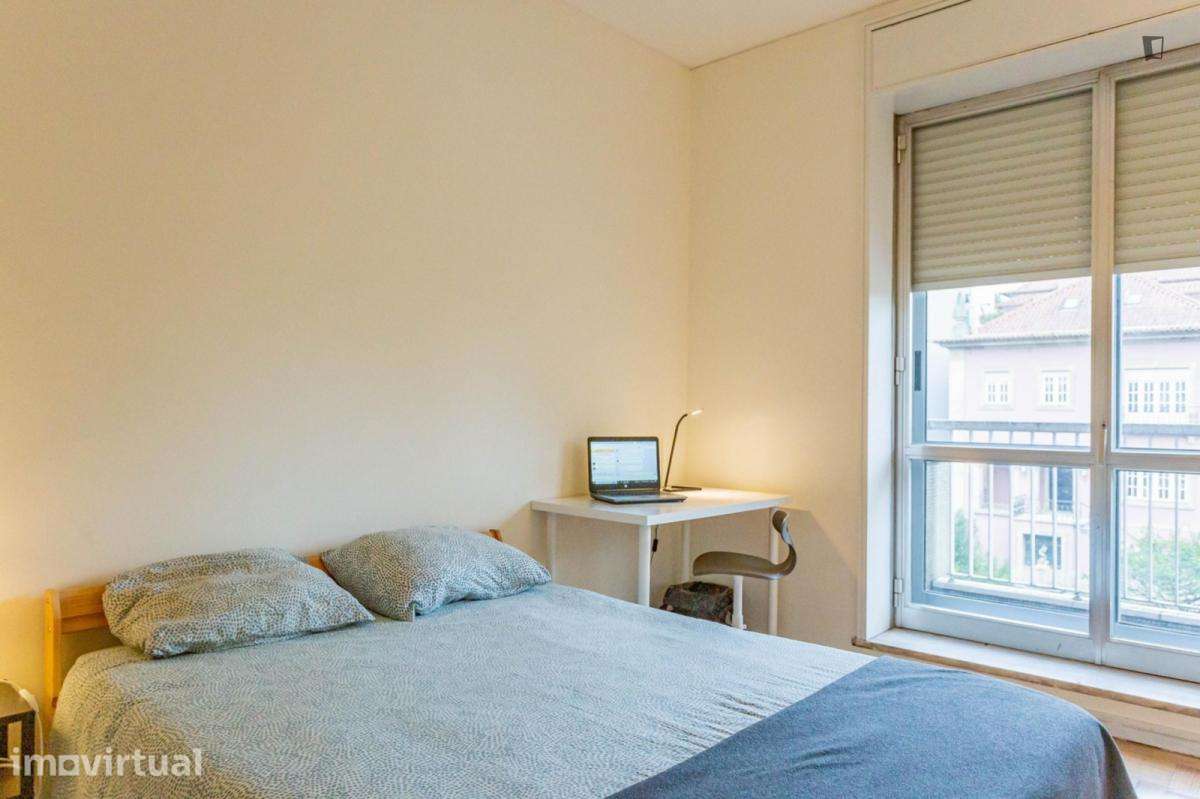 Quarto - localizado em Ramalde Porto - Grande imagem: 4/22