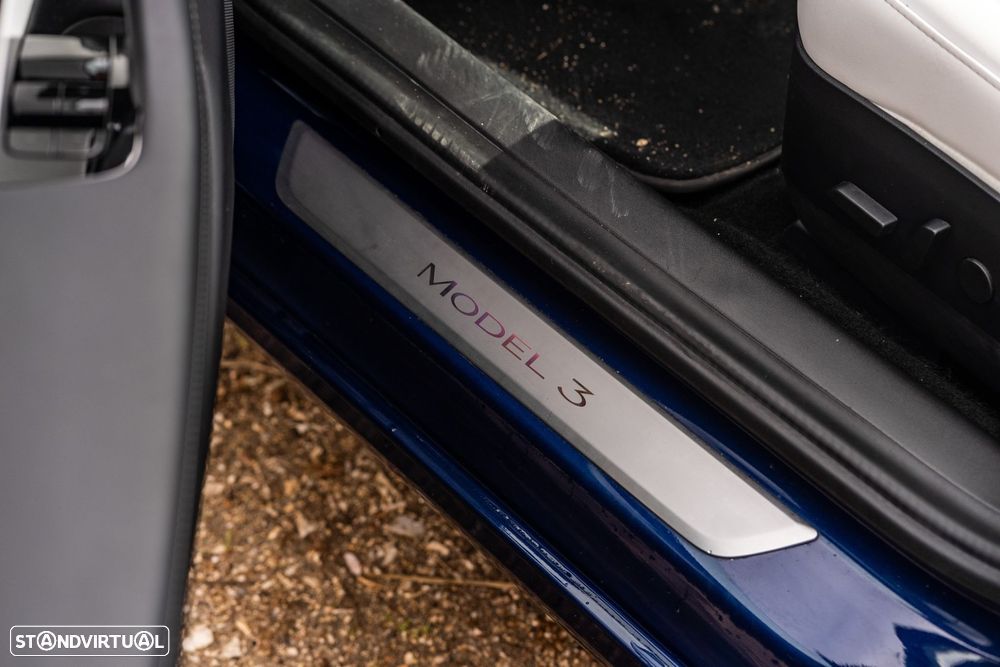 Tesla Model 3 AWD Dual Motor Performance - 35