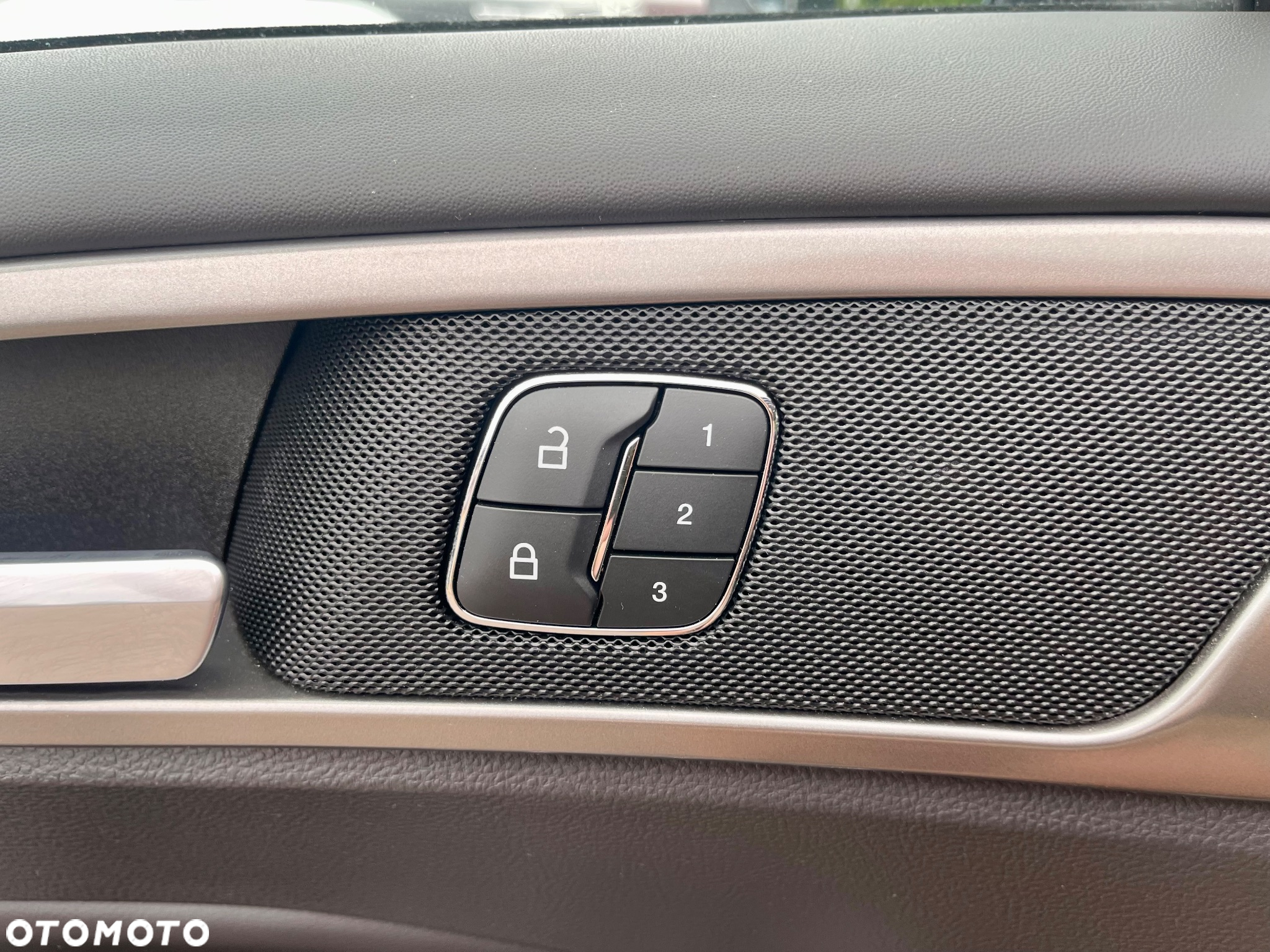Ford Mondeo - 28