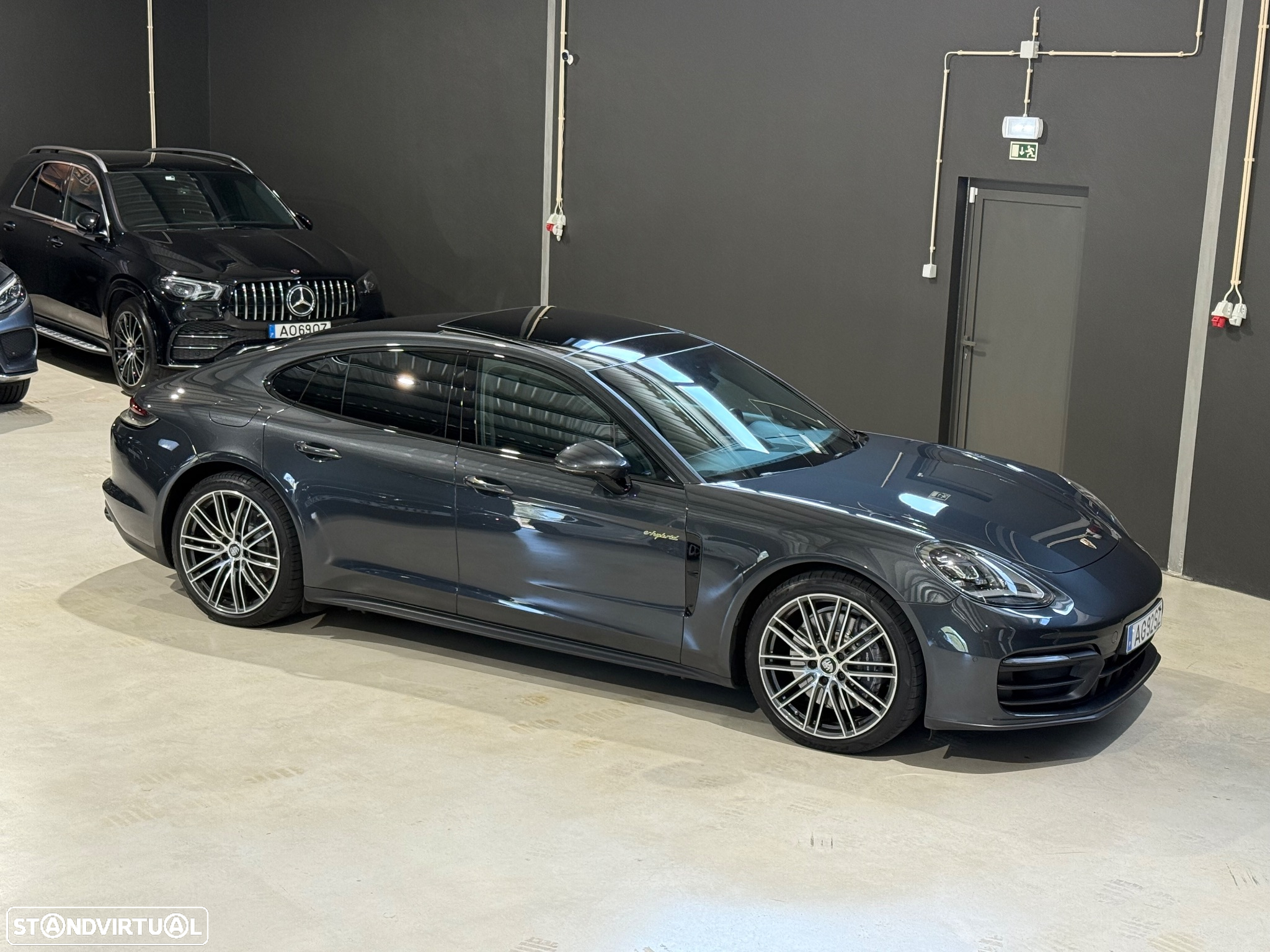 Porsche Panamera 4 E-Hybrid Platinum Edition com PDLS - 4